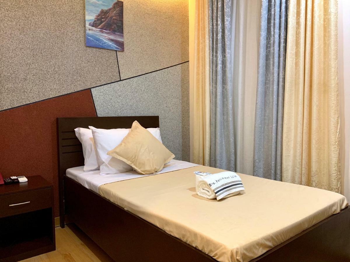 Davao Persimmon Suites Eksteriør billede